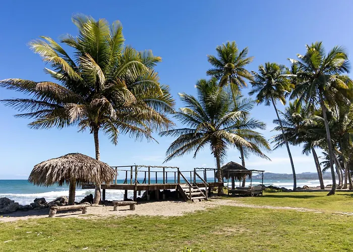 Las Canas Beach Retreat
